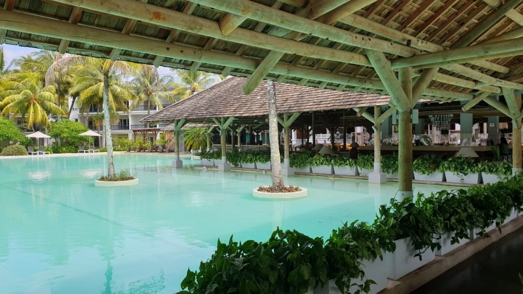 Poollandschaft Ravenala Attitude
