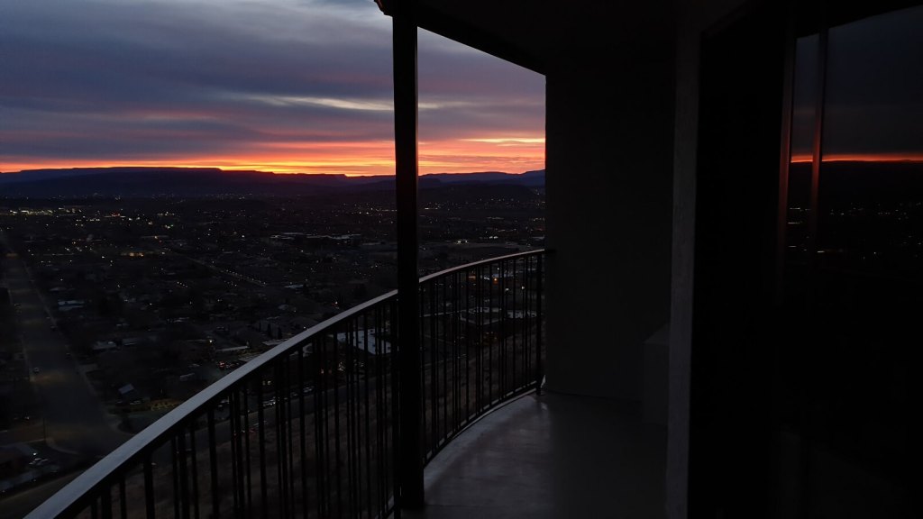 Sonnenaufgang im Inn on the Cliffs