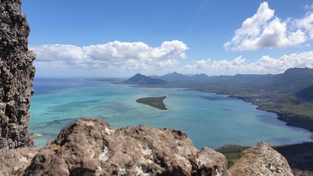 Ausblick auf die Küste von Mauritius