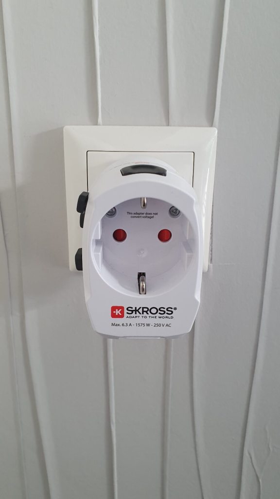 Reiseadapter weltweit mit USB Anschluss
