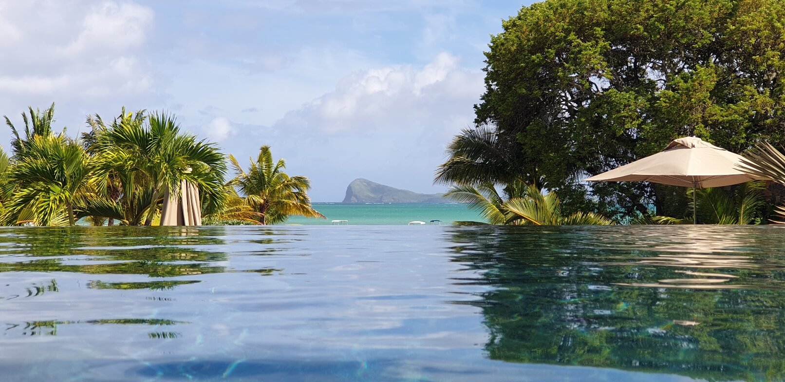 Zilwa Attitude Hotel / Mauritius