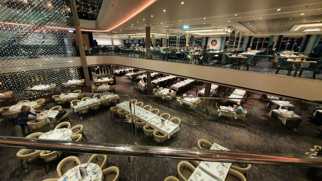 Blick ins Restaurant Atlantik und Mediterran