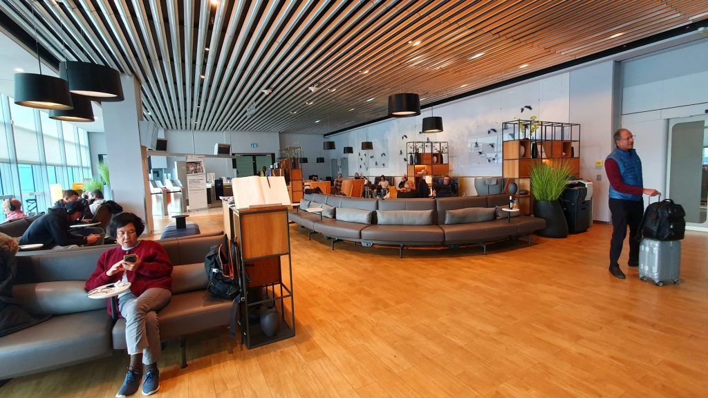 Lufthansa Bistro Lounge am Frankfurter Flughafen