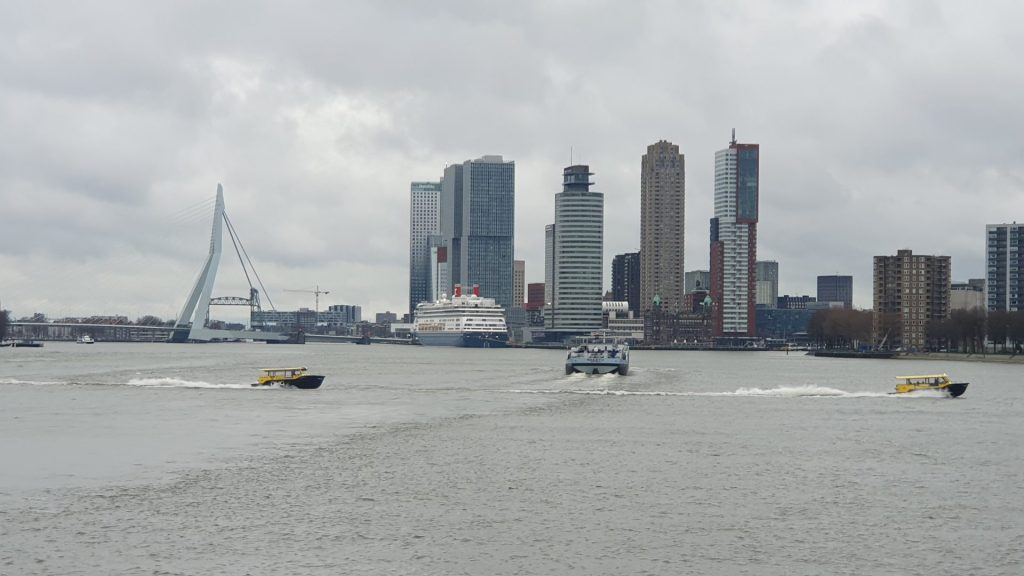 Die Skyline von Rotterdam