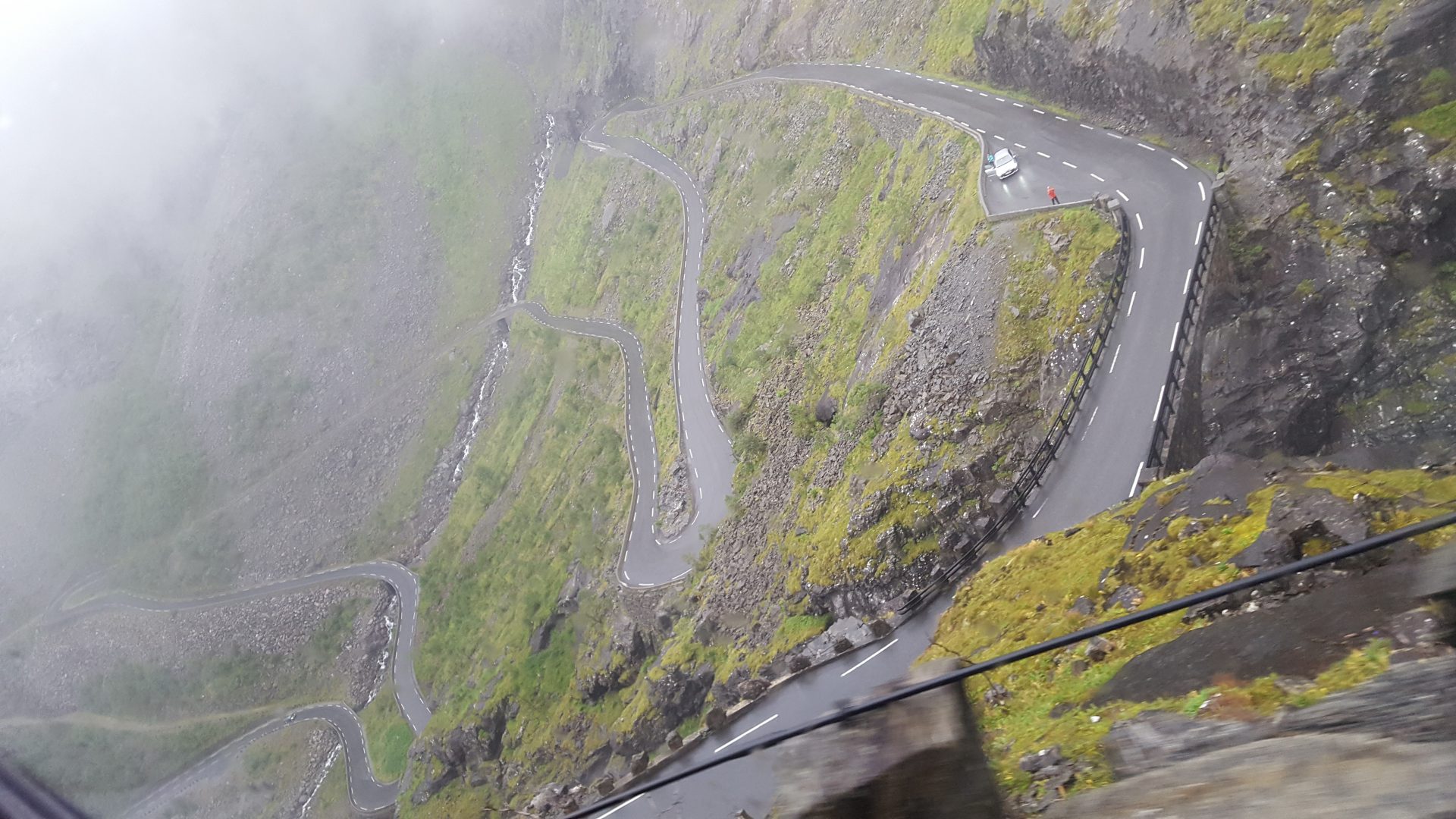 Landausflug Molde mit Raumabahn und Trollveggen