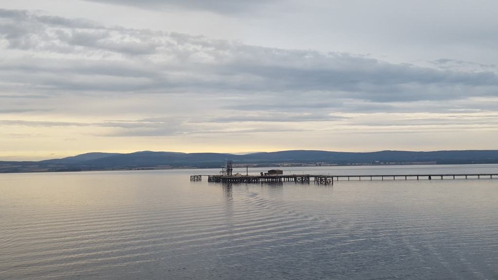 Hafeneinfahrt nach Invergordon zum Landausflug