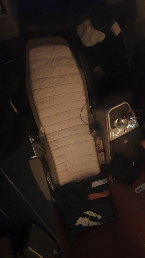 Gute Nacht - Flaches Bett in der Lufthansa Business Class