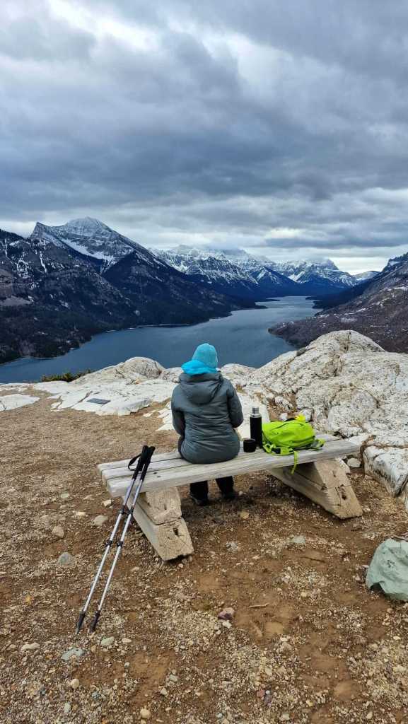 Mittagspause mit Aussicht beim Wandern