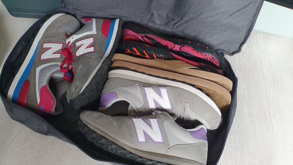 Schuhe perfekt geschützt im Koffer von Level8 - Rabattcode CHEFINTRAVELS15