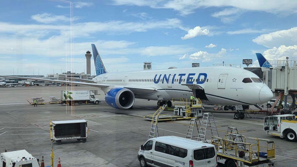 United von Denver nach Frankfurt