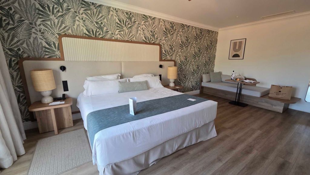 Deluxe Doppel-Zimmer im Dreams Madeira mit Balkon und Meerblick