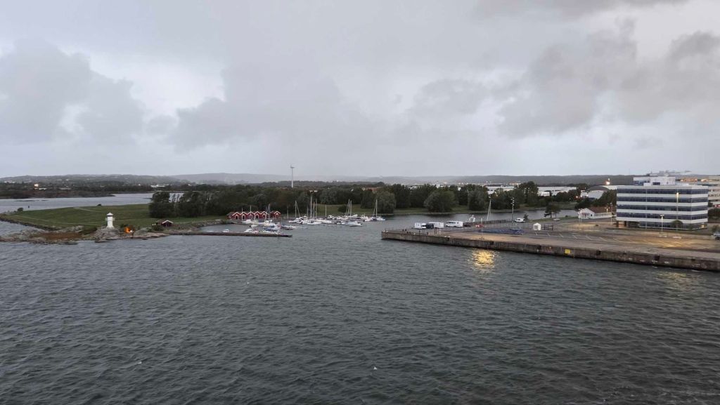 Blick auf den Hafen Arendal in Göteborg bei Kreuzfahrt